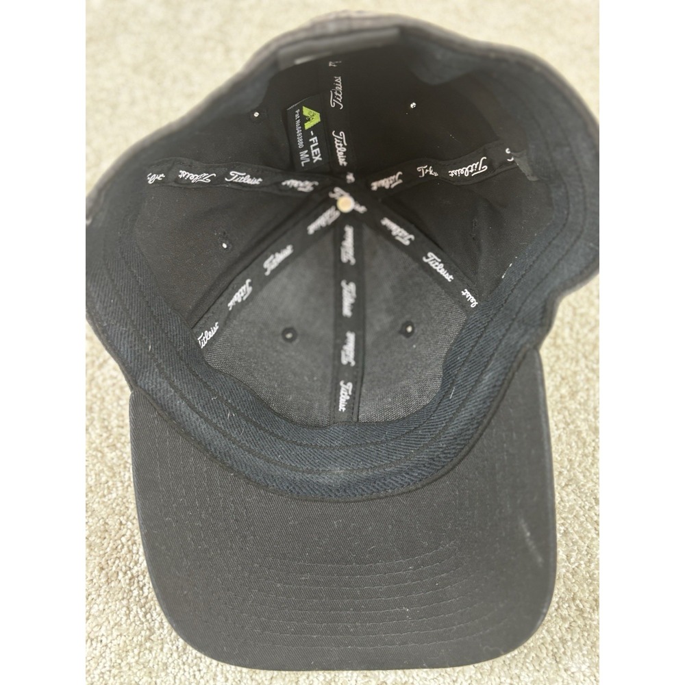 Titleist Fitted Black Golf Hat Footjoy Logo White Script Front Size Flex M/L - Picture 5 of 8